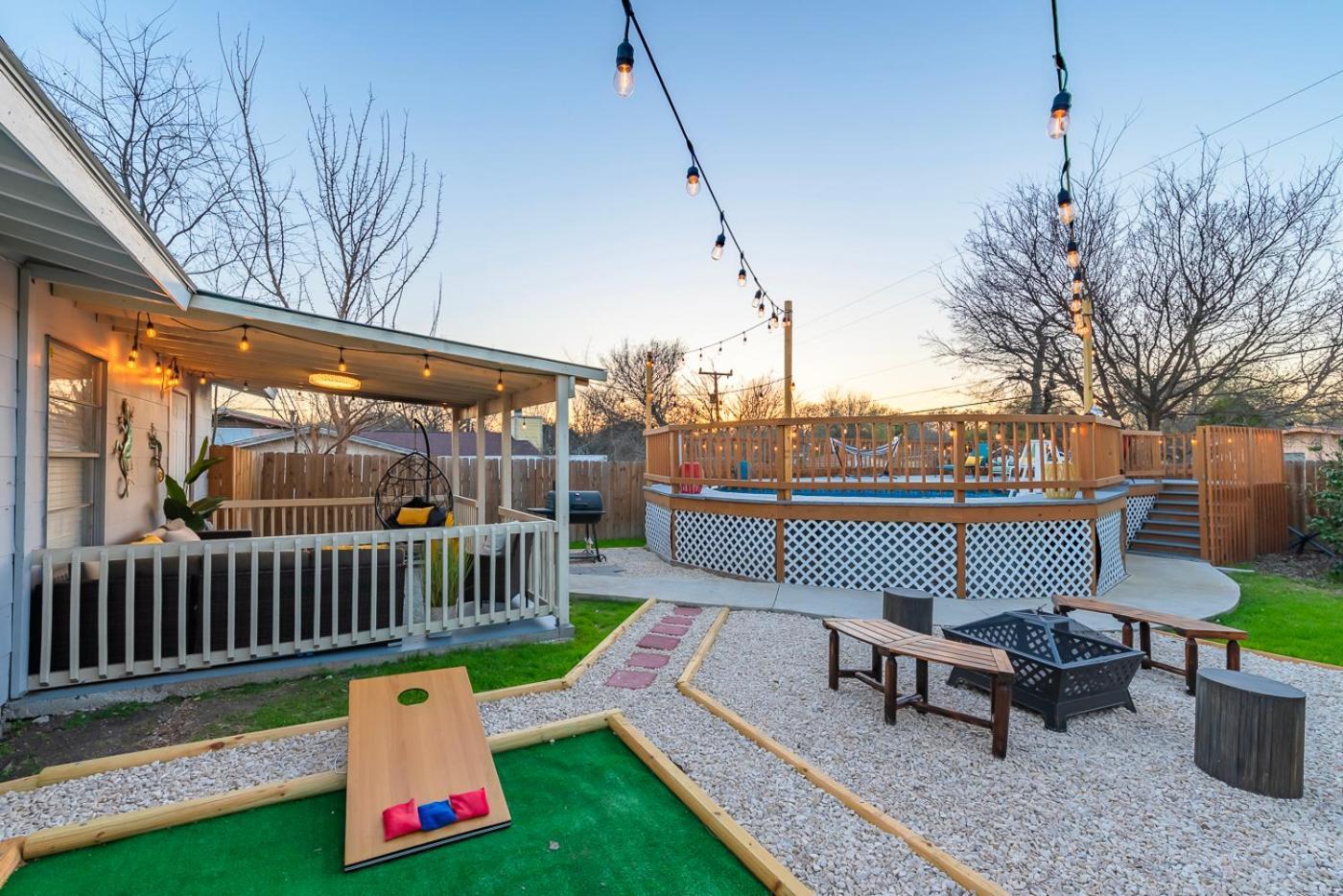 Game Room, Pool & Fire Pit At The Medical Center San Antonio Buitenkant foto